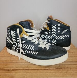 Alexander McQueen Black and White Patterned Sneakers